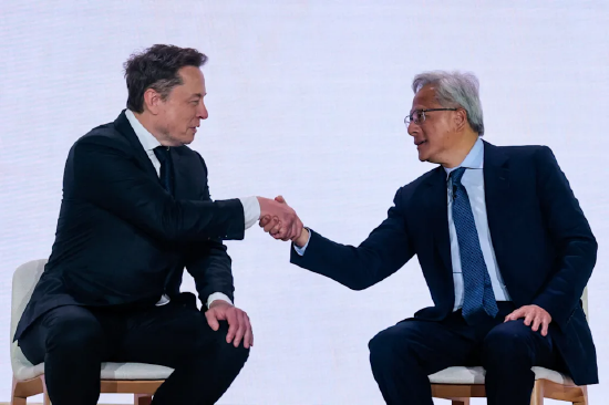 SpaceX拟举债400亿美元采购英伟达芯片,其股价应声下跌