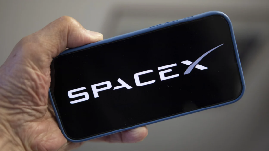 SpaceX将收购低频段频谱 用于移动通信服务